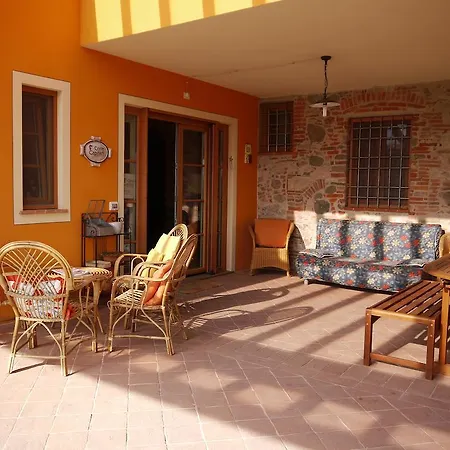 Corte Capitani Bed & Breakfast Capannori